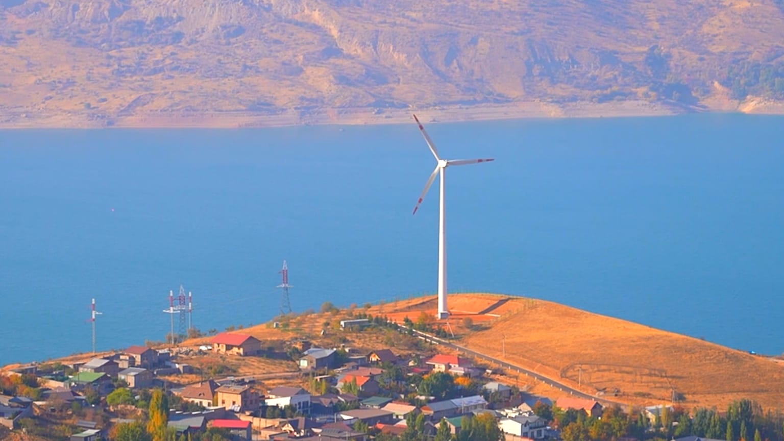 Uzbekistan Expands Renewable Energy in Line with Strategic Goals